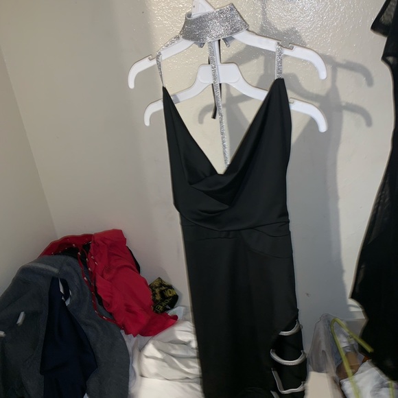 Cute dress! Sparkle wrap neck sparkle thigh - Picture 2 of 10